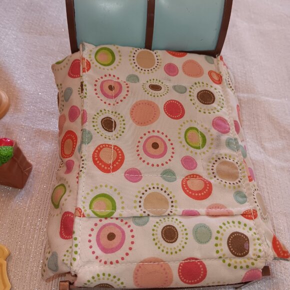 Vintage Loving Family Dollhouse Furniture Bed picnic food trays coat rack toys - Picture 3 of 5